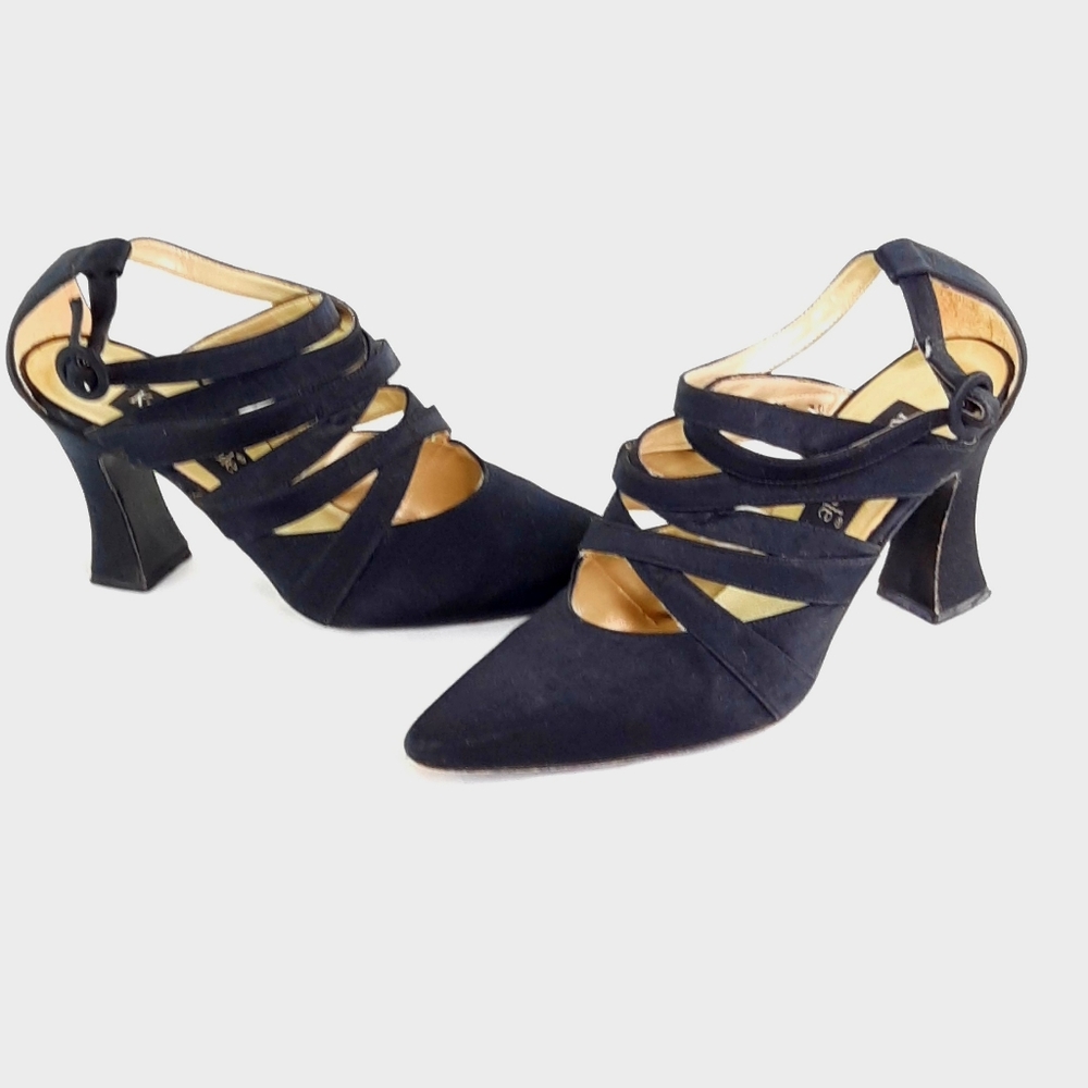 Elegant Kenneth Cole Elegant Evening Black Heeled dress shoes
